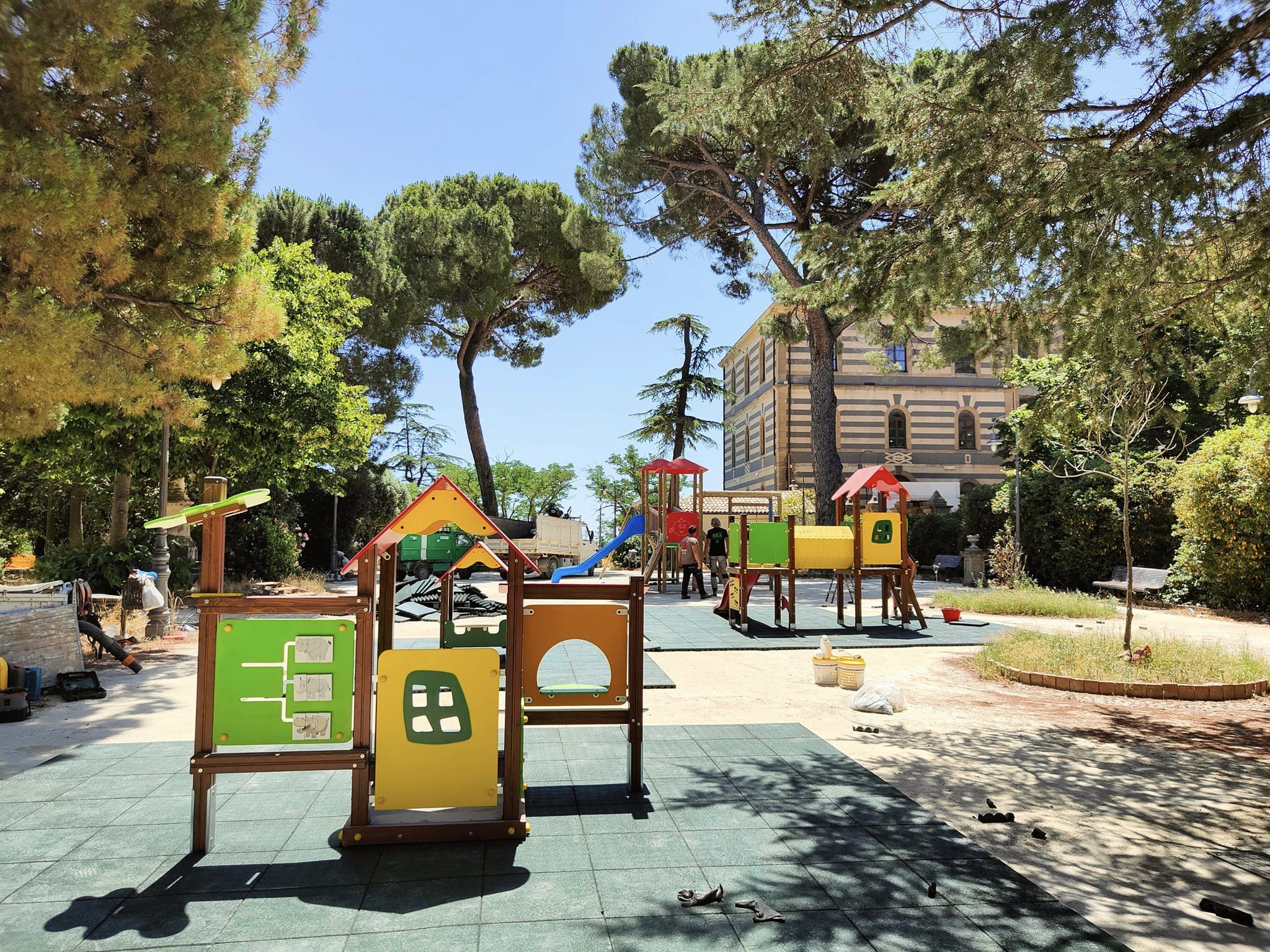 Caltanissetta. Il sindaco sulla Villa Amedeo: “Stiamo provvedendo al ripristino dei giochi e alla pulizia delle aiuole, dopo di che la villa sarà riaperta”