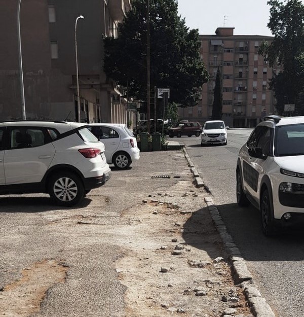 Caltanissetta. Leandro Janni (Italia Nostra Sicilia): “Pavimentazione di via Libertà degradata; si intervenga”