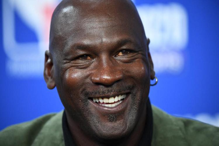 La leggenda del basket Michael Jordan in Sicilia per partecipare al prestigioso Google Camp