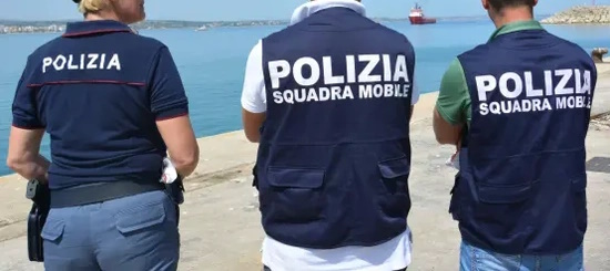 Spaccio di stupefacenti. Blitz della Polizia di Stato tra le province di Trapani, Palermo, Napoli e Siena: 15 arresti
