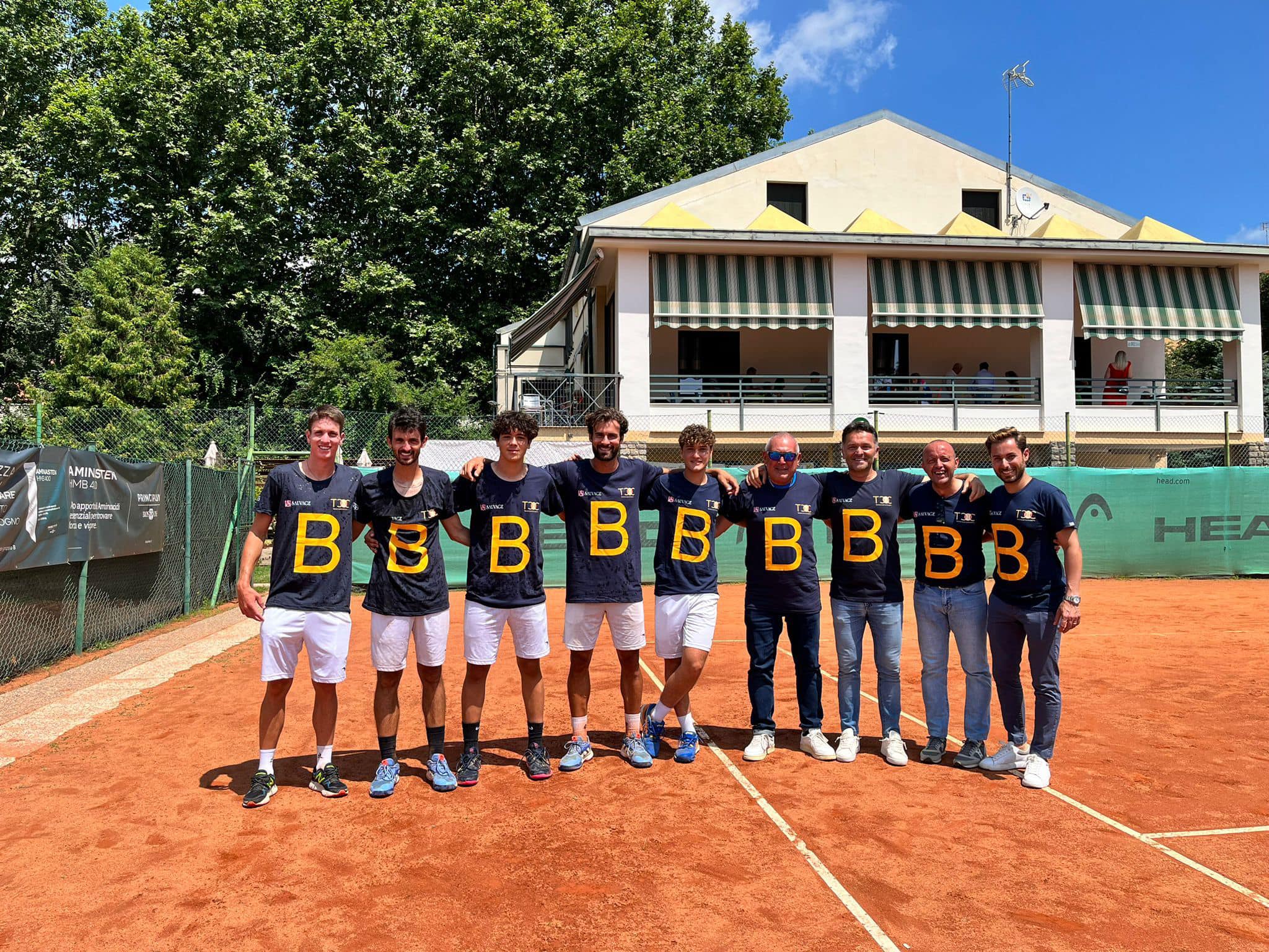 Tennis. Storica promozione in B2 per il Tennis Club Caltanissetta. Battuto il Pinerolo anche nel ritorno