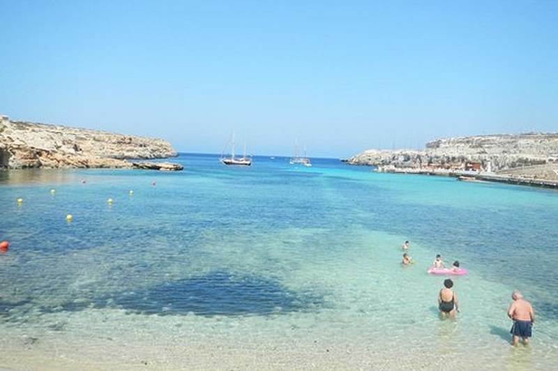 Balneazione vietata a Lampedusa 7 giorni dopo allarme Asp, esposto del Codacons