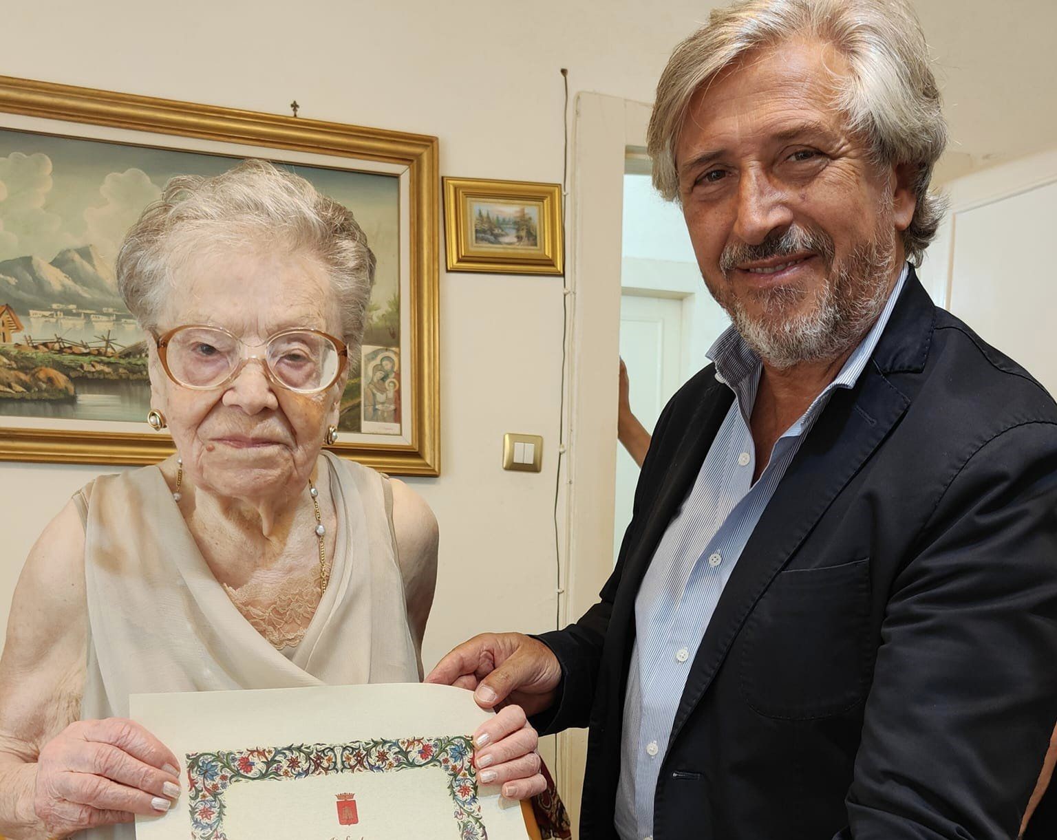 Caltanissetta. Gli auguri del sindaco Gambino e della Città alla signora Elena per i suoi cento anni