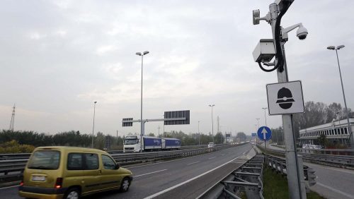 Fatto saltare in aria autovelox che, in un mese, aveva “pizzicato” 24 mila automobilisti
