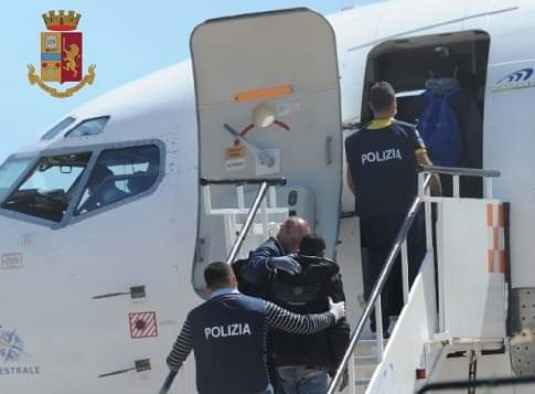 Terrorismo: dal CPR di Caltanissetta espulso un tunisino da poco sbarcato a Lampedusa
