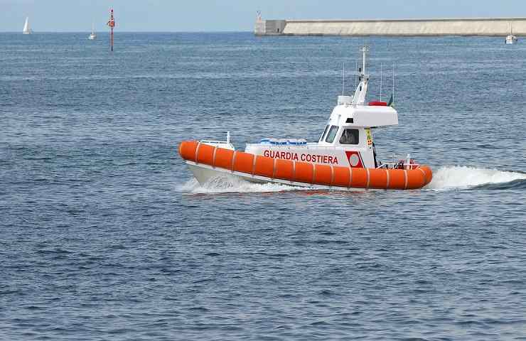 Ritrovato senza vita 22enne scomparso in mare
