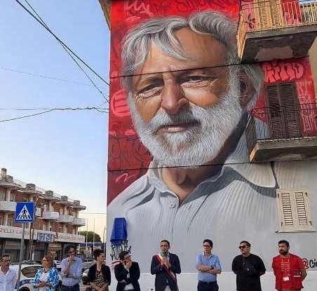 Serradifalco. Murales dello street artist Giulio “Rosk” Gebbia a Polistena per ricordare il grande Gino Strada