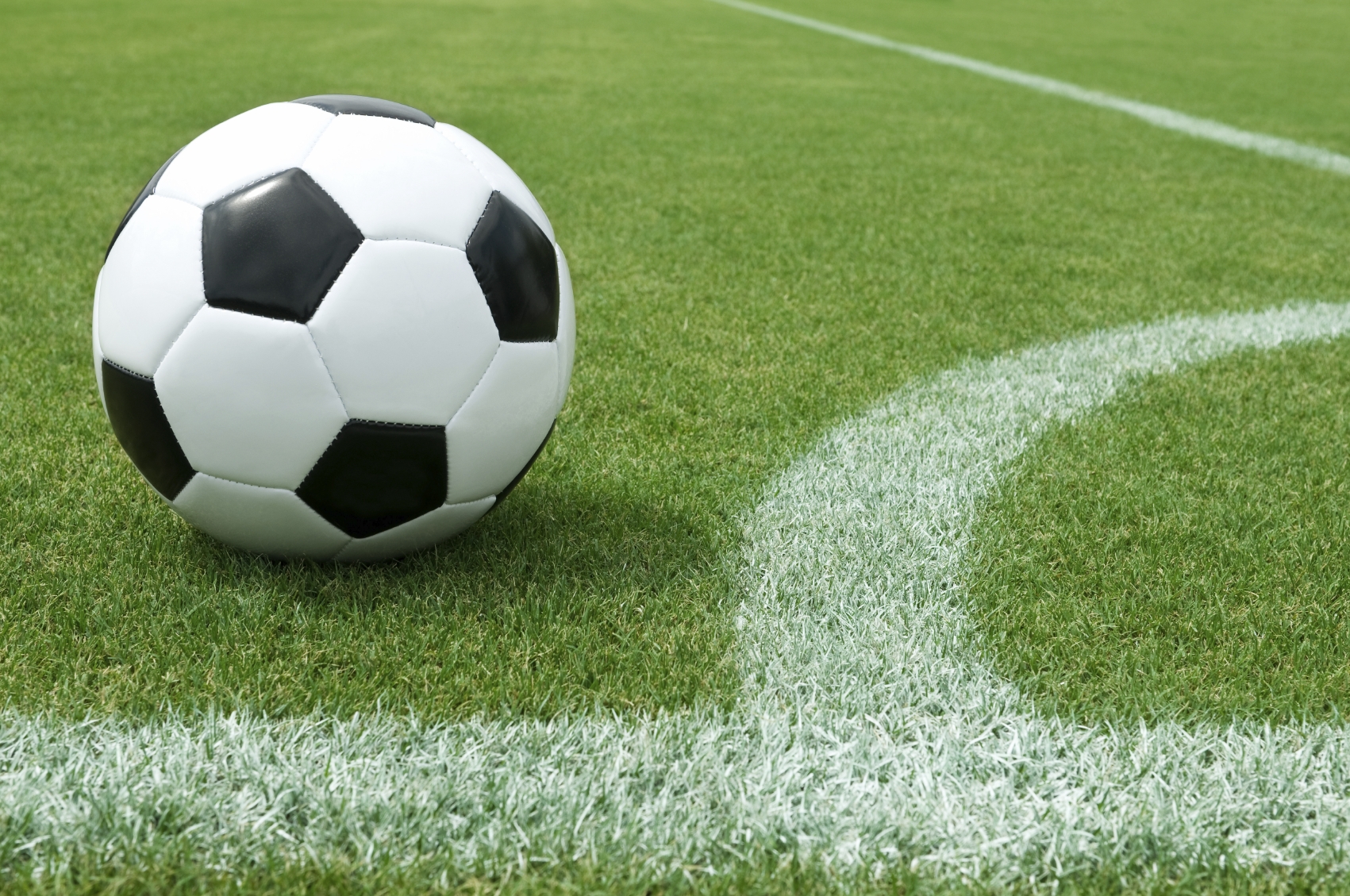 Calcio: violenze nel Ragusano,assessore sotto accusa si sospende