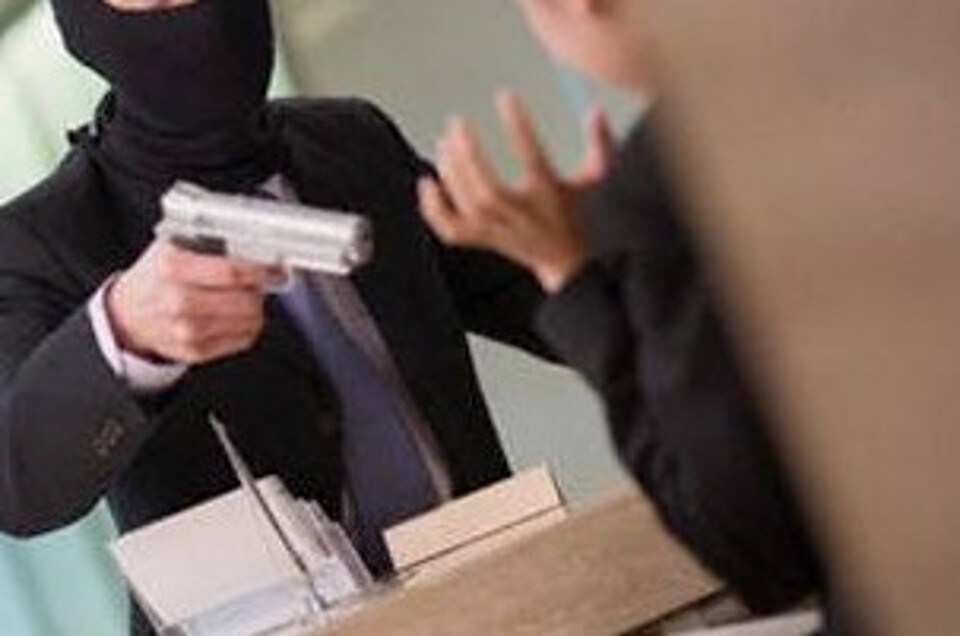 Sicilia, rapine in banca: già 11 nel 2023. Colpi da professionisti o da ladri “mordi e fuggi”