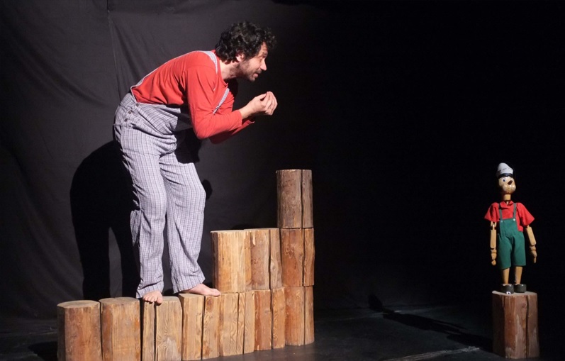 Caltanissetta, il teatro di Aldo Rapè raggiunge i detenuti dell’IPM: due esperienze per far fluire le emozioni