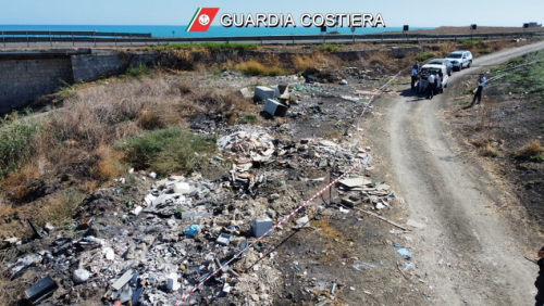 Gestione illecita rifiuti agroalimentari e discarica abusiva nel Nisseno