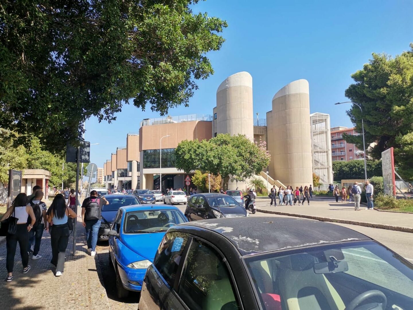 Panico all’Università di Palermo, studentessa “Ho visto un uomo armato”