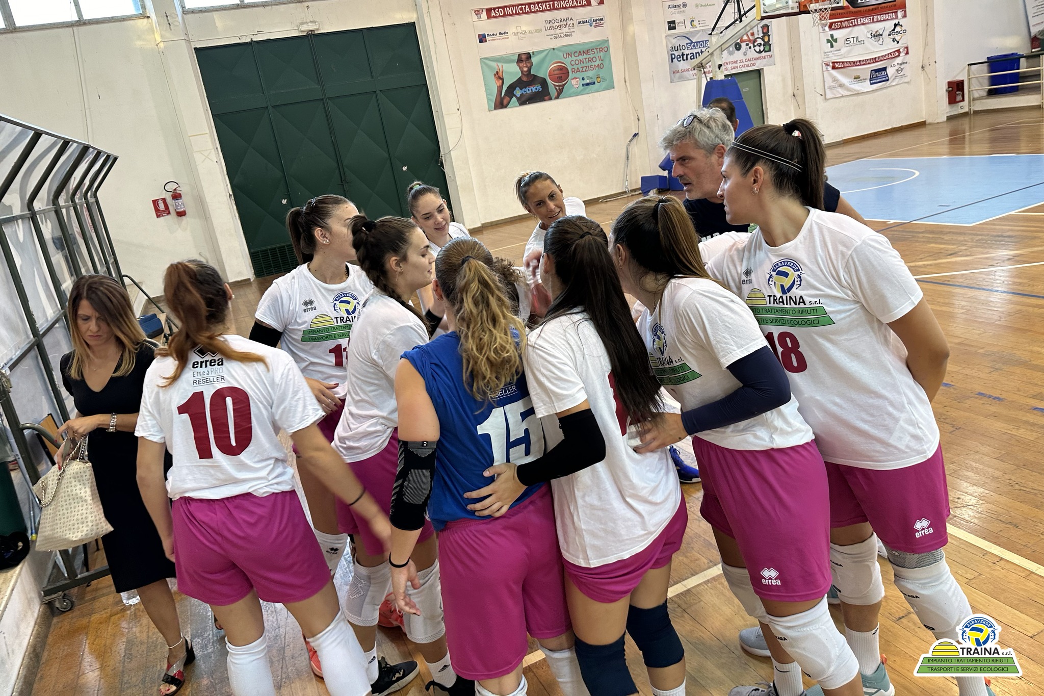 Pallavolo serie B2 femminile. Per la Traina domenica 8 ottobre prima di campionato al Pala Cannizzaro con la Todo Sport Vibo Valentia