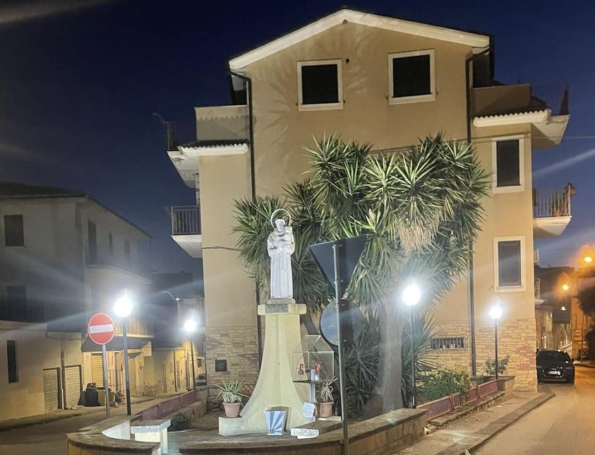 Delia. Riqualificata la villetta di Sant’Antonio in via Caltanissetta da anni al buio