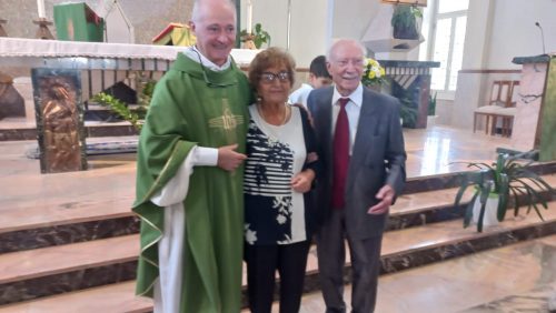 Caltanissetta. Celebrato presso la parrocchia Regina Pacis 68° anniversario di matrimonio di Giuseppe e Cettina