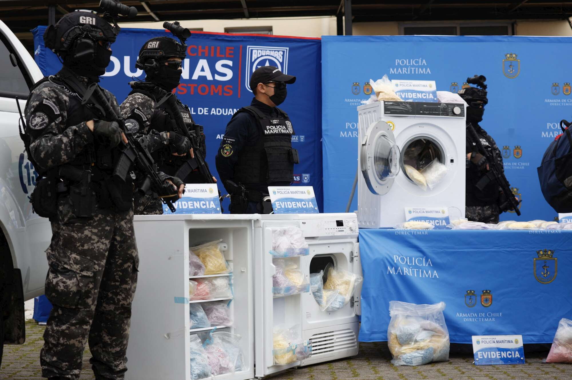 Maxi blitz anti droga da record in Cile: impegnati 3 mila agenti, arrestate 706 persone, sequestrati 209 kg di stupefacenti