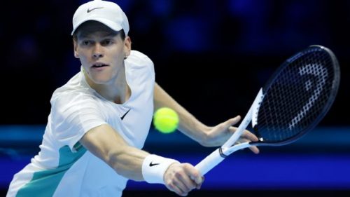 ATP Finals, Sinner batte Rune in tre set e vola alle semifinali
