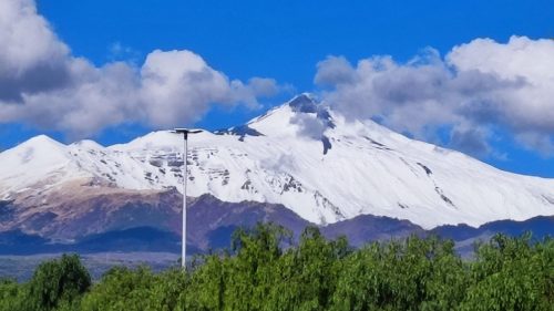 Etna, incremento attività stromboliana da cratere Sud-Est Ingv: “Tremore vulcanico discontinuo e con ampie oscillazioni”