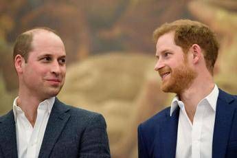 “La riconciliazione fra William e Harry? Solo alla morte del re”: l’indiscrezione