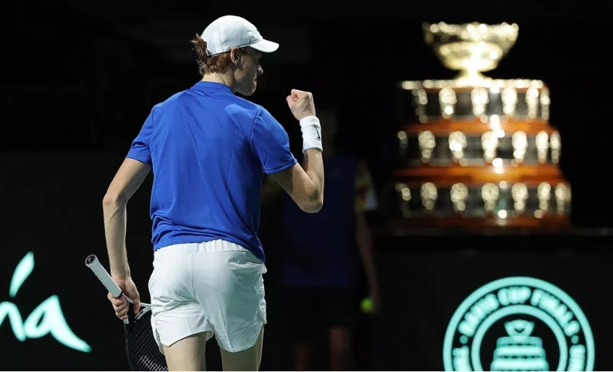 Tennis, l’Italia dopo 47 anni vince la Coppa Davis con un super Sinner