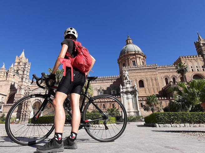La Sicilia in bici, ecco la guida alle migliori ciclovie