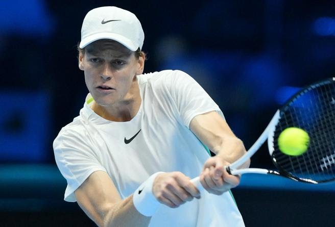 Tennis, boato del Pala Alpitour di Torino saluta la epica vittoria di Sinner su Djokovic