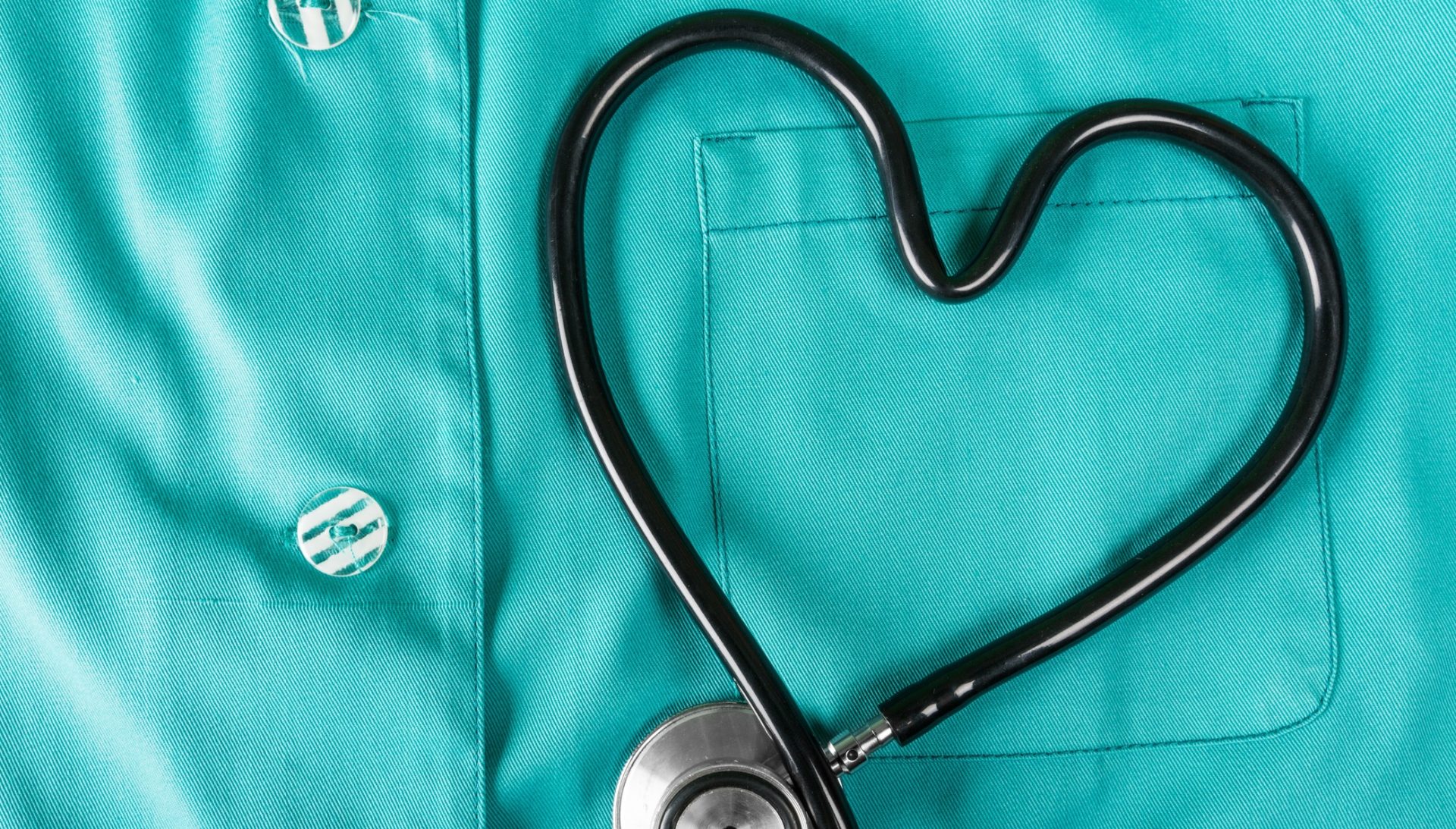 Infermiere eroe a Palermo salva la vita di un giovane