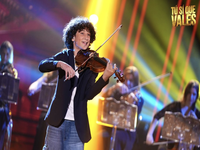 Il violinista Samuele Paumbo, figlio e nipote di buteresi, ha vinto “Tù sì que Vales 2023”