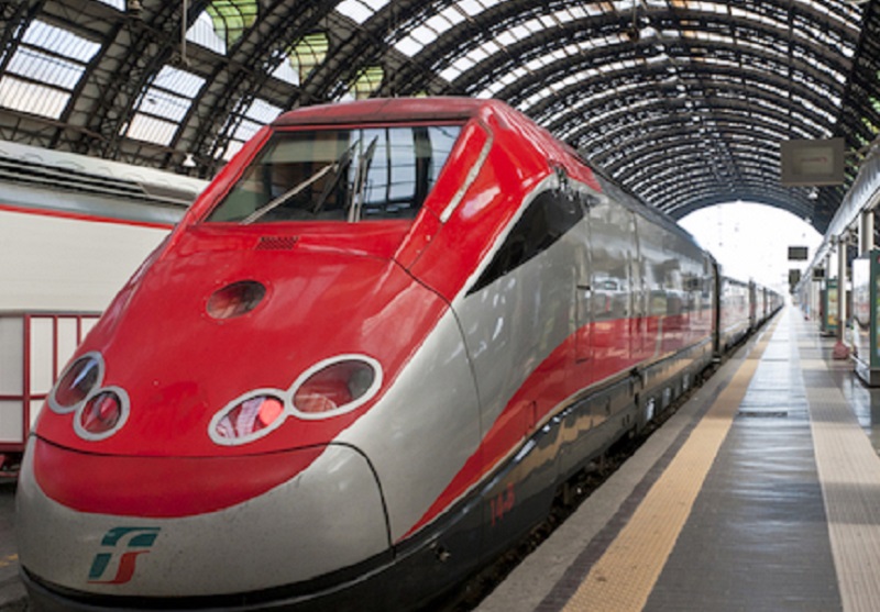 Turismo in Sicilia, dieci  nuovi treni festivi tra Messina e Patti