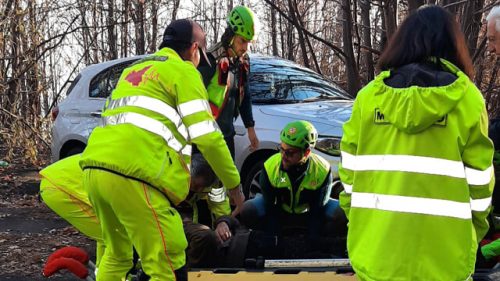 Escursionista di 69 anni salvato sull’Etna dal Soccorso Alpino dopo una brutta caduta