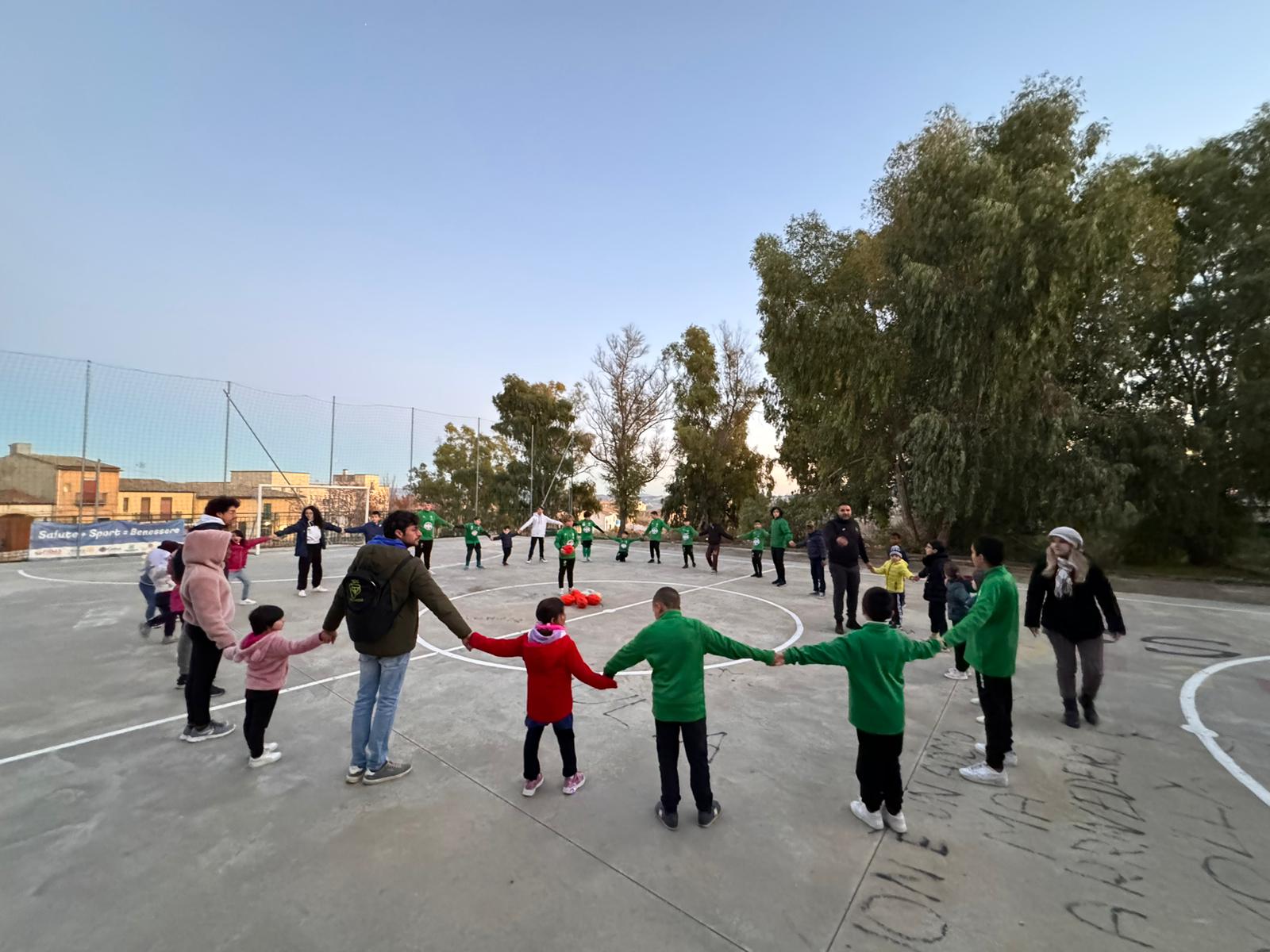 Caltanissetta. All’iniziativa “Rugby e terzo tempo degli Angeli” grande partecipazione di bambini