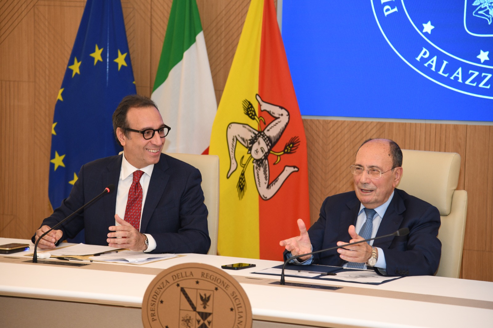 Bonus affitti, al via i pagamenti. Schifani e Aricò: «Sollievo e serenità a oltre 10 mila famiglie siciliane nel periodo di Natale»