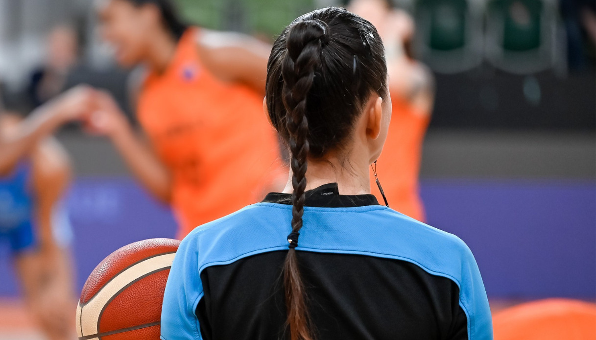 “Devi fare la fine di Giulia Cecchettin”: Daspo di 5 anni ad un 50enne per invettive verso arbitra 17enne