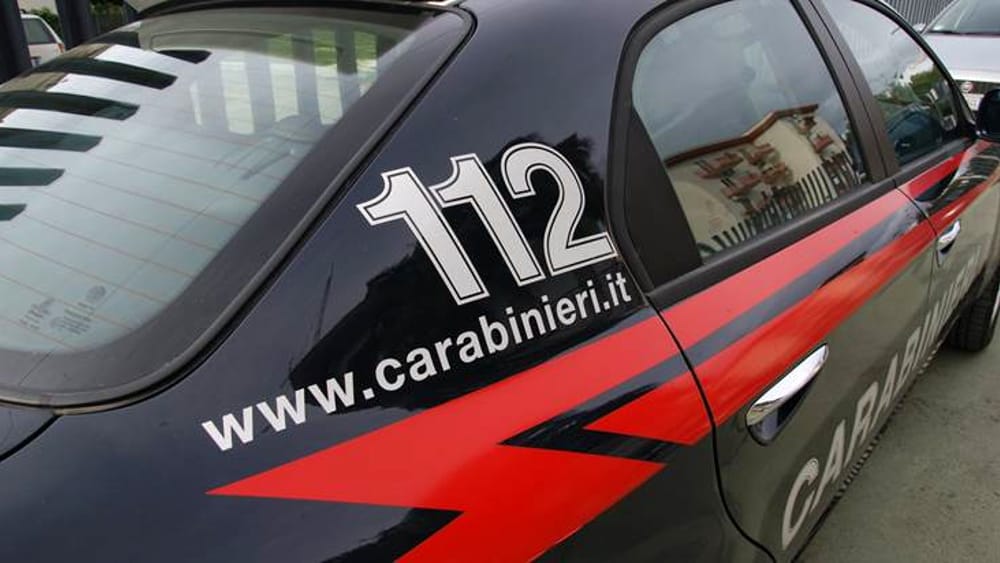 In casa cocaina, hashish e ketamina: arrestato dai carabinieri 28enne nel nisseno