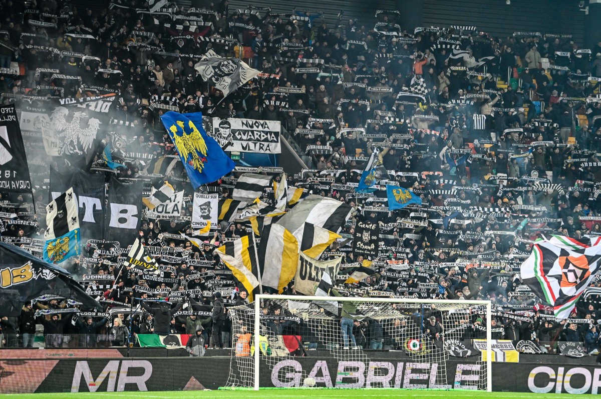 Cori razzisti, per l’Udinese una gara a porte chiuse