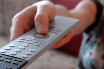 Ascolti tv, 26 luglio: ‘Racconto di una Notte’ su Canale5 vince col 16,3%