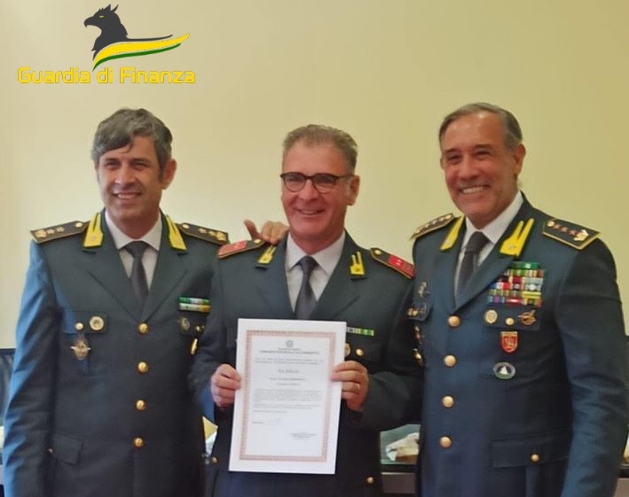 Guardia di Finanza Caltanissetta: il luogotenente cariche speciali Emidio Di Benedetto va in quiescenza