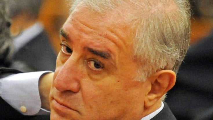 Sicilia, no del governo all’intitolazione della biblioteca a Marcello Dell’Utri