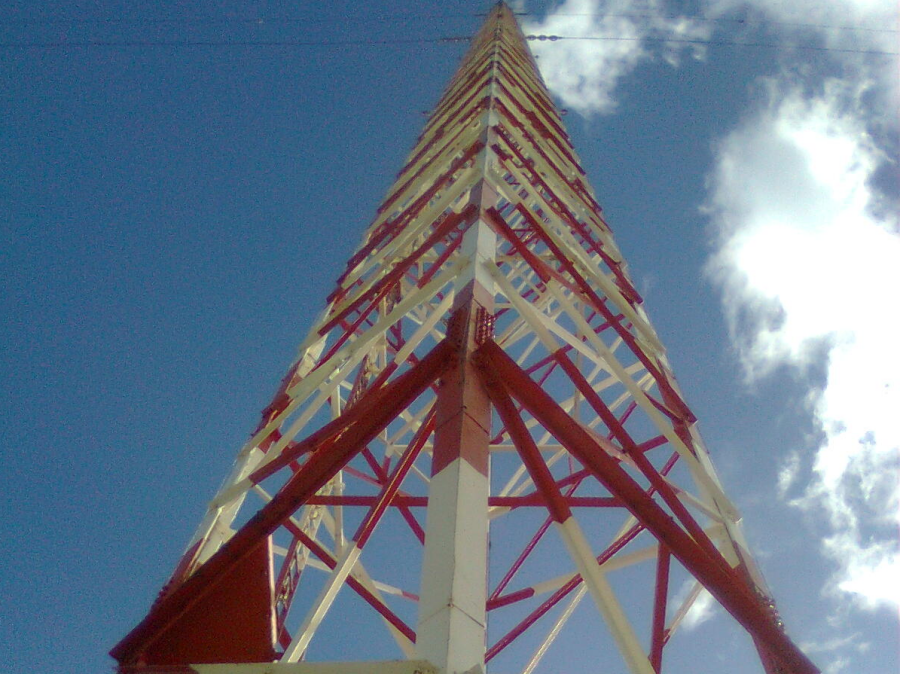 Caltanissetta, da simbolo della Città a solo ferraglia. Che fine farà l’antenna Rai?