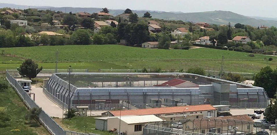 Caltanissetta, rimpatriato il tunisino espulso ‘vicino’ ad ambienti terroristici