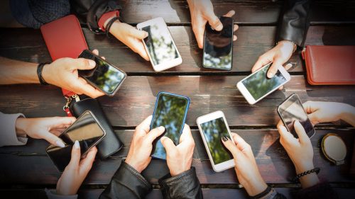 #cuoriconnessi, il decalogo contro il cyberbullismo creato dai ragazzi per i loro coetanei