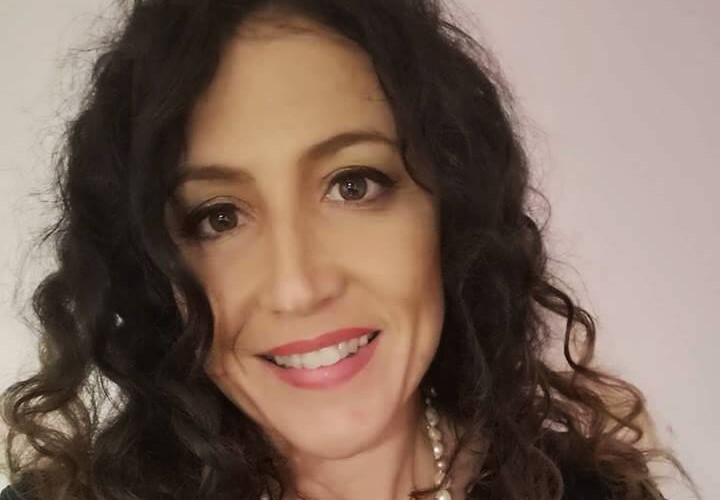“Essere Umani”, l’esposizione di opere d’arte della nissena Glenda Safonte a Palazzo Moncada