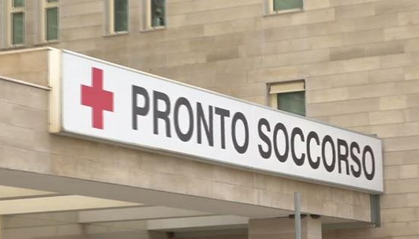 Sicilia. Crolla controsoffitto al pronto soccorso a Palermo, operatrice ferita