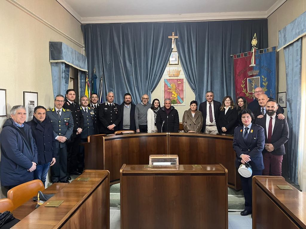 Acquaviva Platani,  Sindaco e amministratori accolgono il  Prefetto in Comune