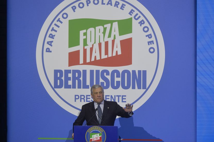 Tajani “Governo avanti fino alla fine della legislatura”