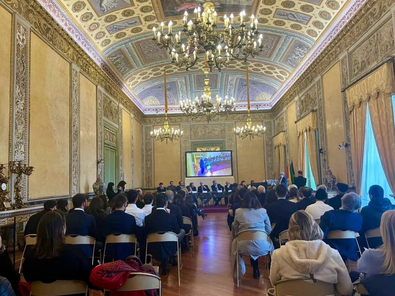 Sicilia. Gran successo a Palermo per il convegno Auclis sul tema “Come valorizzare la lingua siciliana? 10 proposte operative”