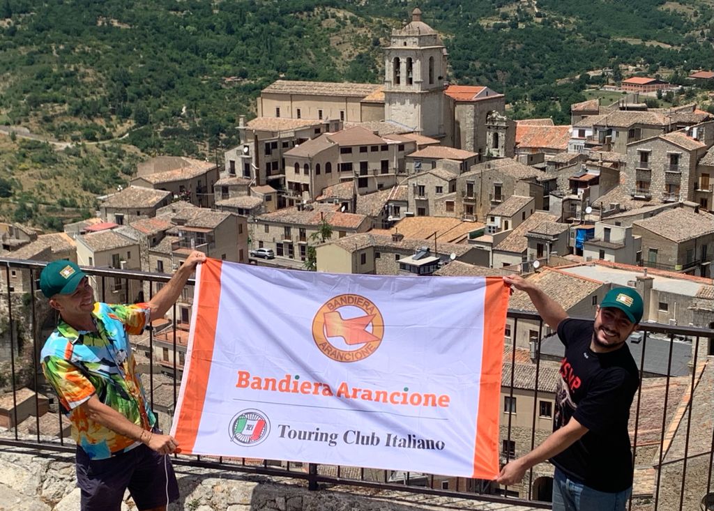 Sicilia conquista una “bandiera arancione” per il turismo come opportunità di rilancio economico