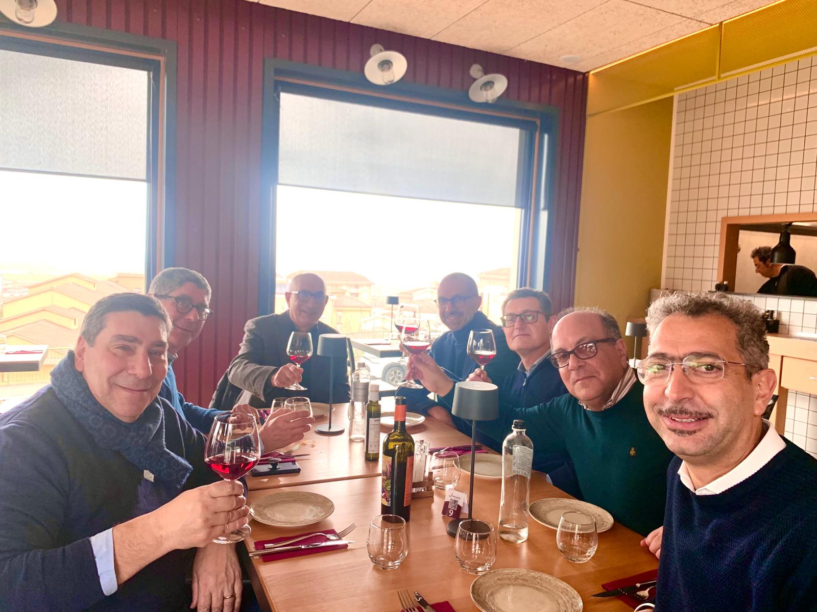 Sei liberi professionisti in attività da 30 anni…e oltre. Il loro segreto: “prendere la vita con leggerezza e ironia”