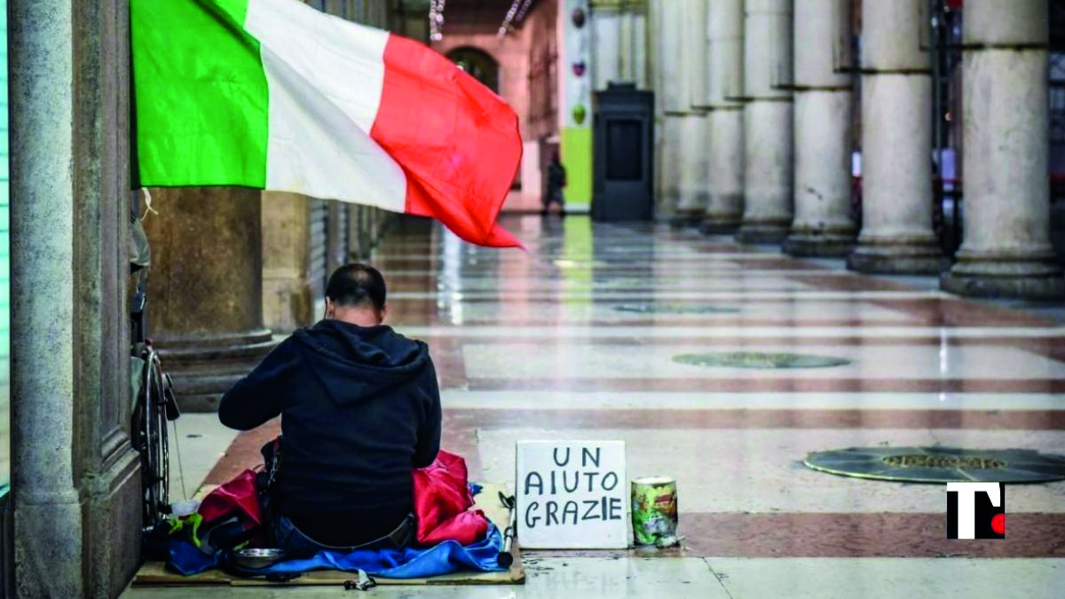 “Ceto medio e rischio povertà”.  La crisi economica sta  indebolendo il “pilastro” della società italiana