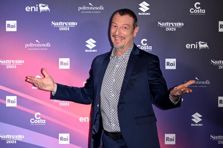 Sanremo: la scaletta della seconda serata e i cantanti che presenteranno